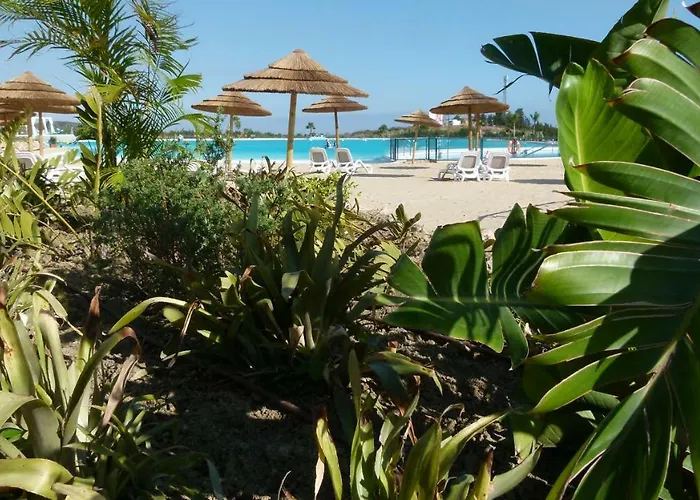 Апартаменти Alcazaba Lagoon Golf Естепона