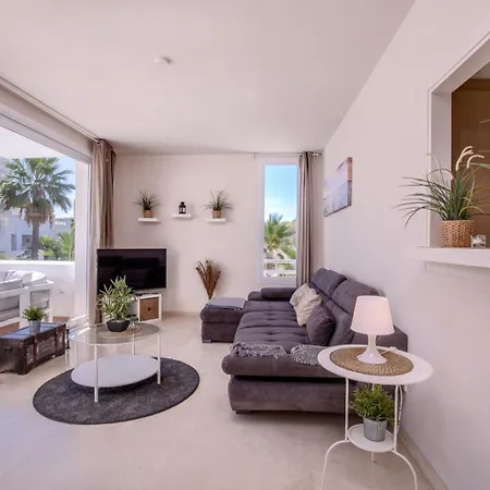 Alcazaba Lagoon Golf Apartman Estepona